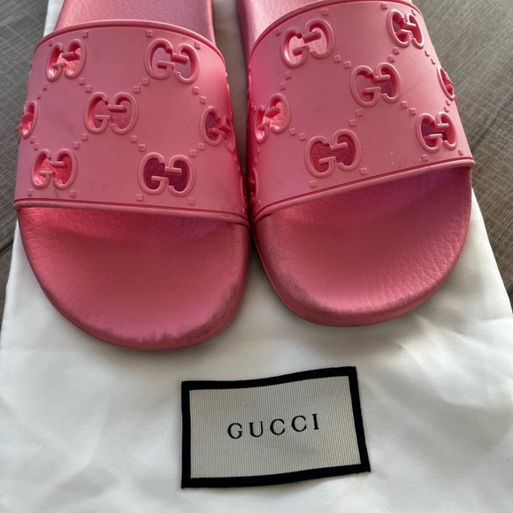 Pink Gucci slides - Picture 4 of 8